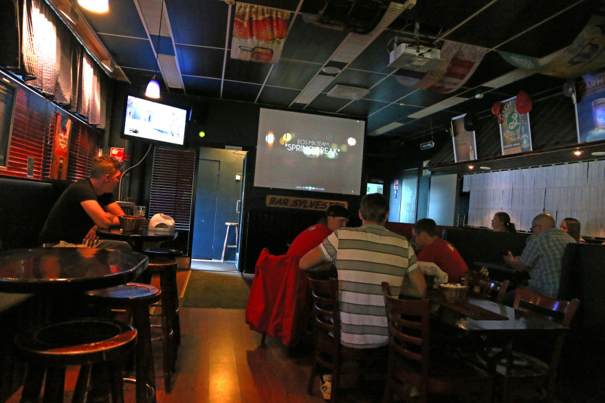 EOS MX Team Spging Break 2014 -videon ensi-ilta vietettiin Bar Sylvesterissä.